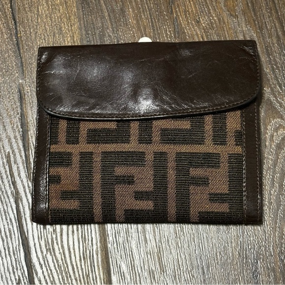 Fendi
Vintage Zucca FF Logo Compact Wallet - Picture 15 of 15